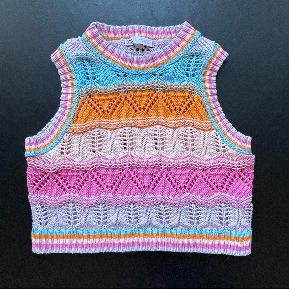 Zara Multicolor Knit Sleeveless Top